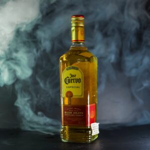 Jose cuervo reposado (Trago-Botella)