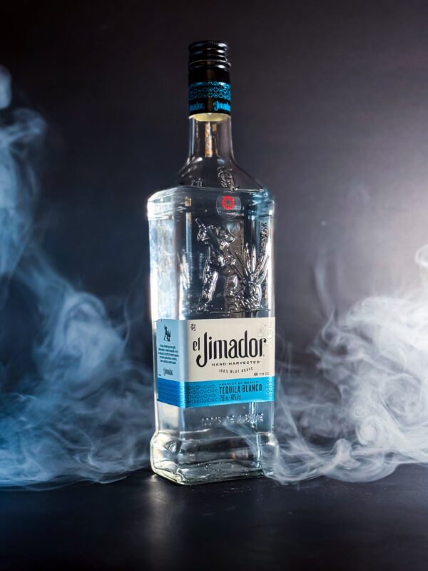 El jimador blanco (Trago-Botella)