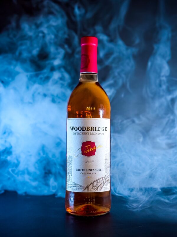 Woodbridge white zinfandel