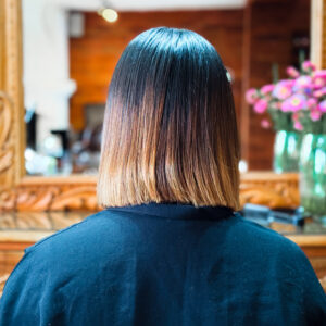 Lavado/planchado o cepillado (cabello corto)
