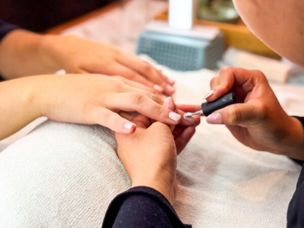 Manicura Rusa con Gel