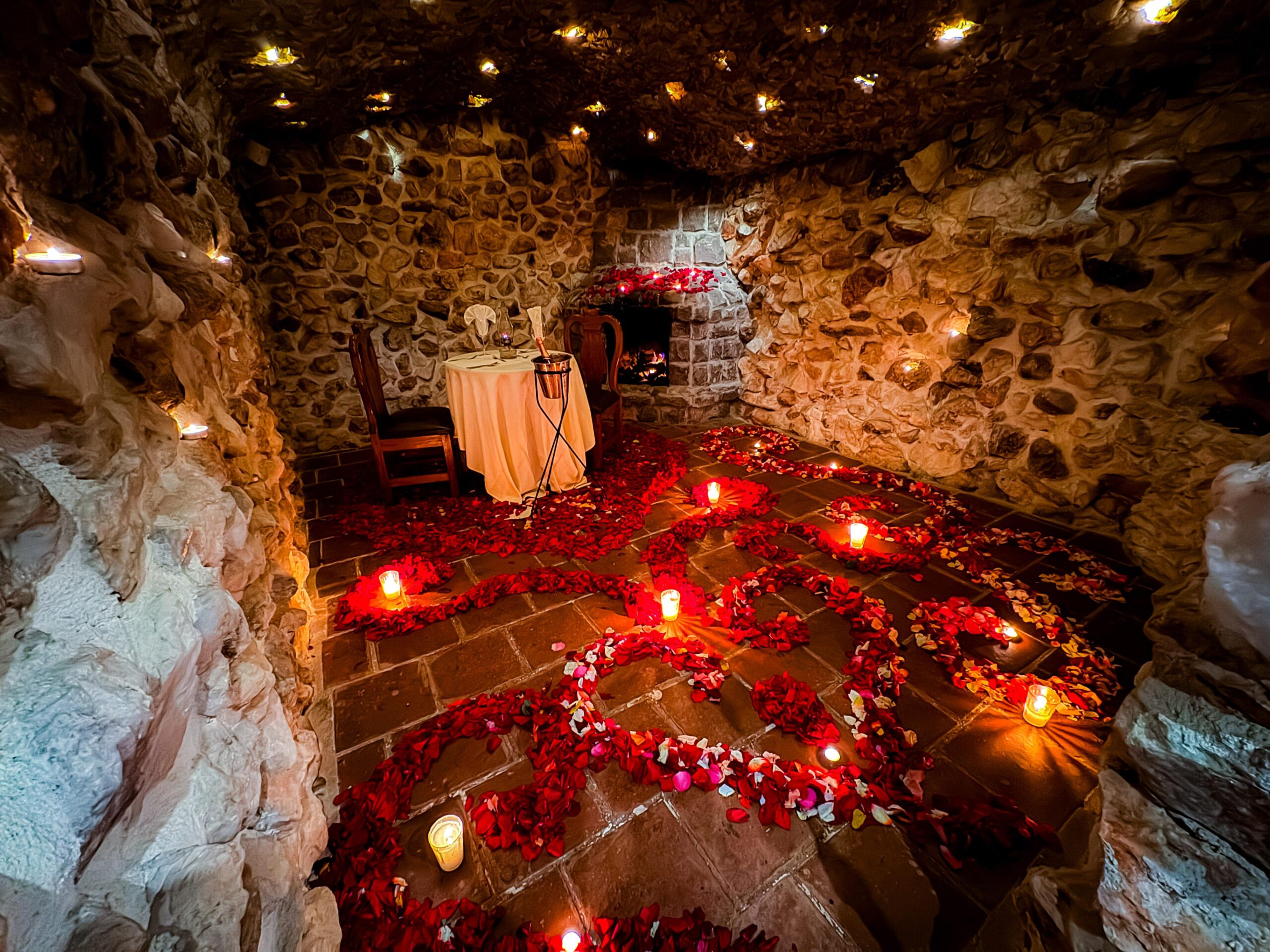 Cuevas Romanticas